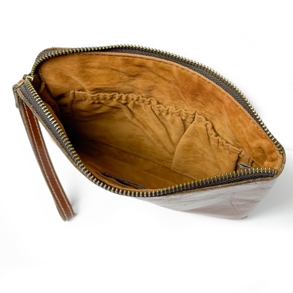 PATRICIA NASH Cassini Tooled Leather Wristlet in Tan - Picture 7 of 11